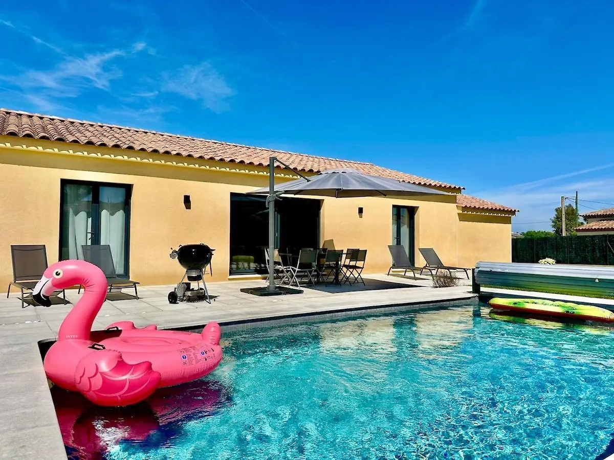 Villa Pinea Avec Piscine Chauffee En Provence Le Muy